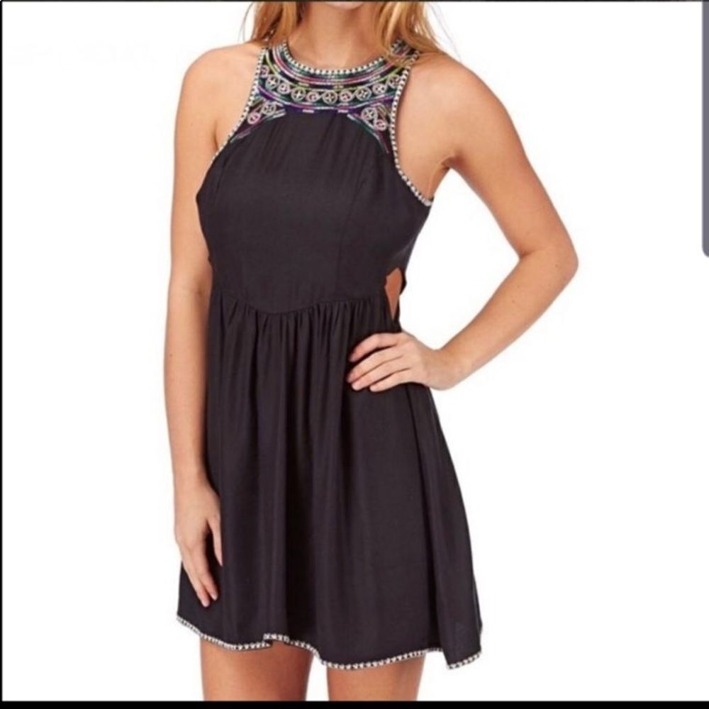 Billabong beachy designer embroidered skater dress